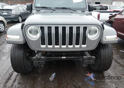 2023 Jeep Wrangler 4Xe Sahara 4X4 z USA, uszkodzony, nr VIN 1C4JJXP60PW651124